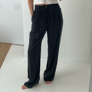 Gently used black Reformation Mason pant | Size 8